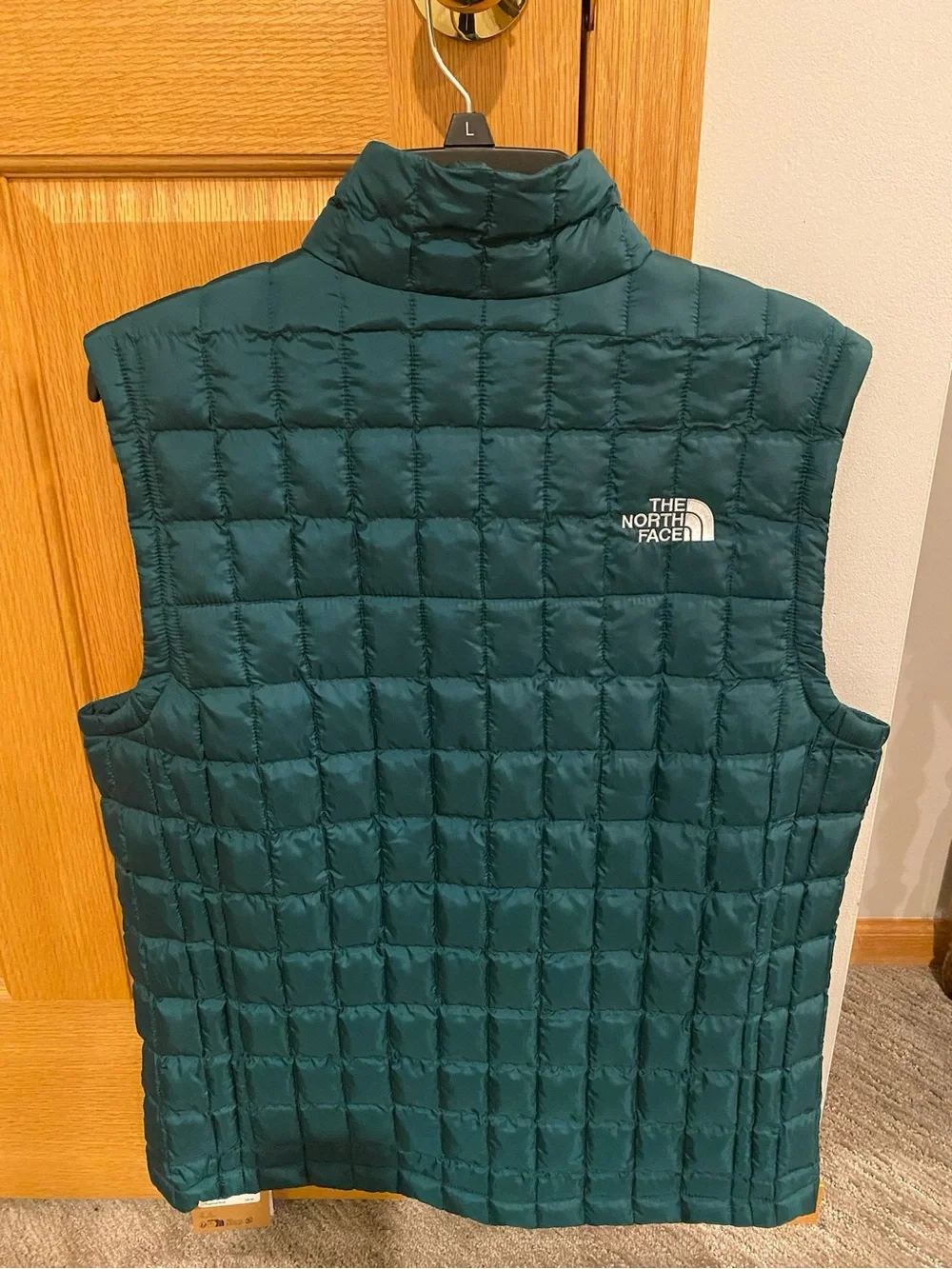NWT The North Face Deep Nori Thermoball Insulated Vest- Men's Size M OR L